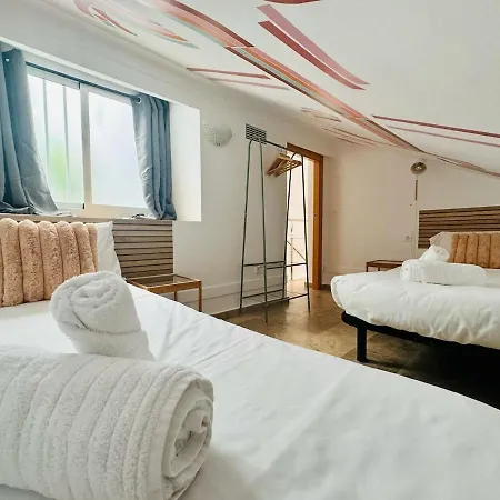 アパート Abat 3 Cool & Wide Duplex Next To The Cathedral