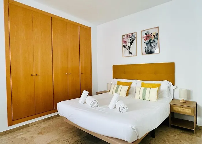 Abat 3 Cool & Wide Duplex Next To The Cathedral Appartamento Valenza